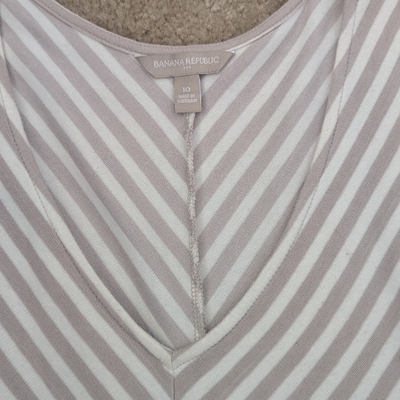 Banana Republic Tank - Picture 2 of 3